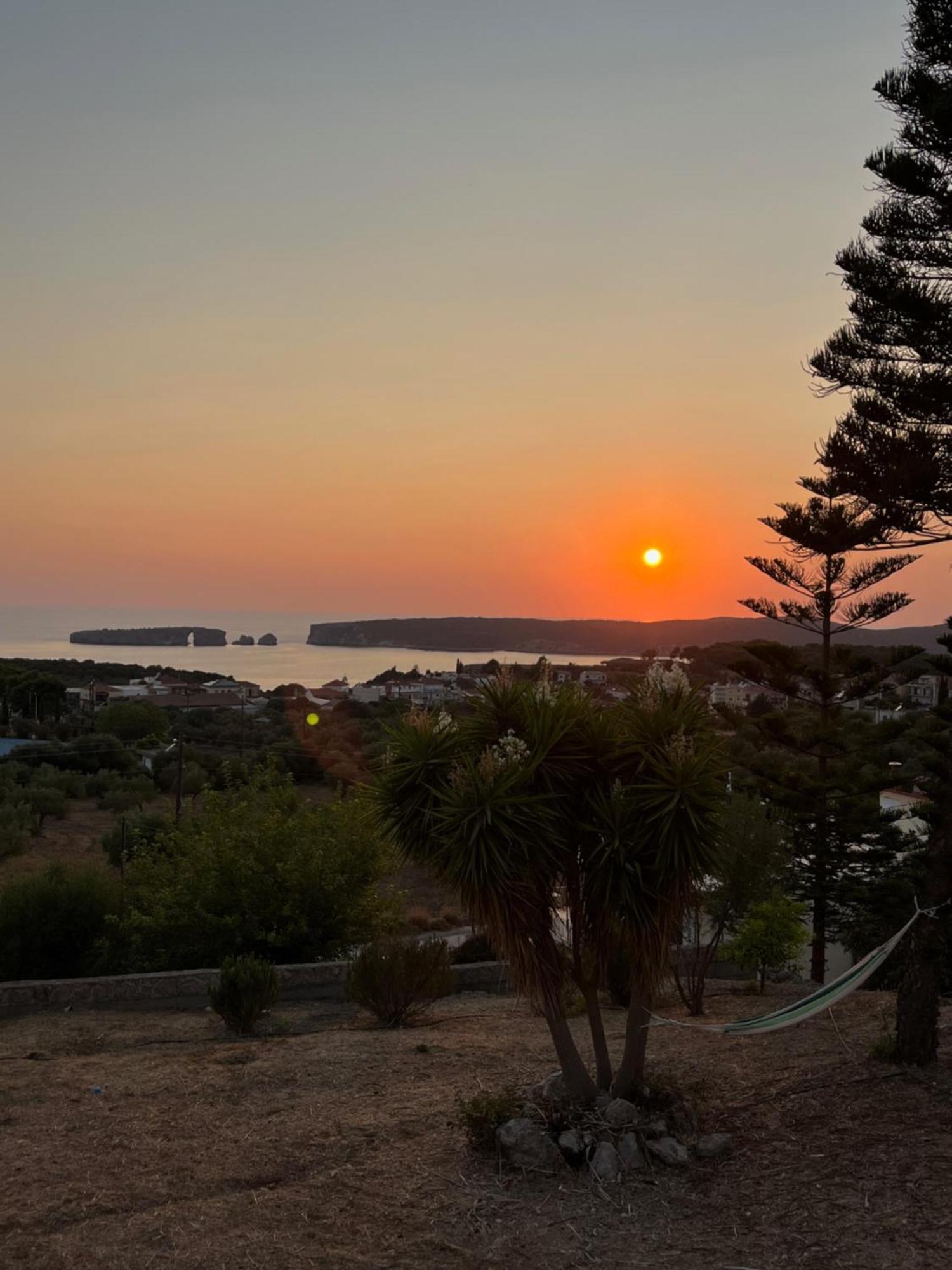 Gianna'S Guesthouse Pylos Exterior photo